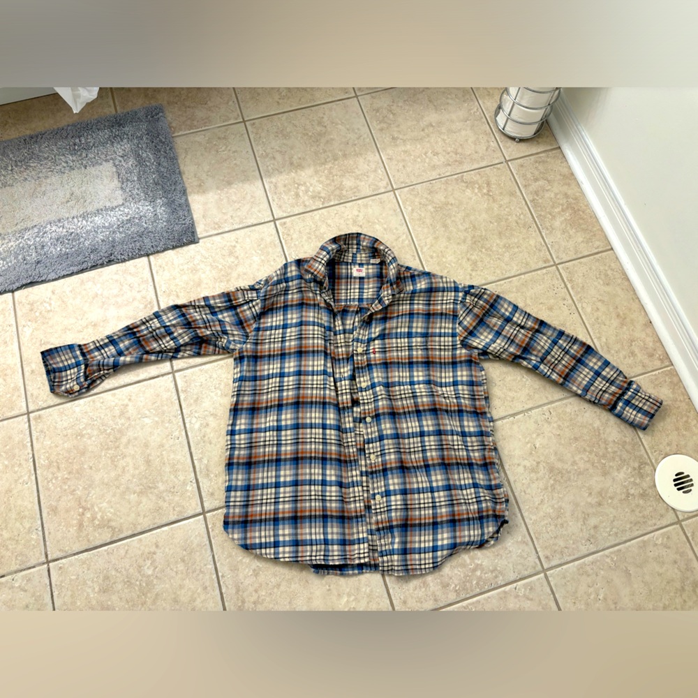 LEVIS - OVERSIZED FLANNEL SHIRT